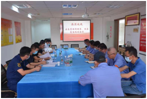 近期,在國家應(yīng)急管理部消防救援局實(shí)施的“消防救援局2022年消防水帶部門集中采購項(xiàng)目”中,上海華森消防科技發(fā)展公司成功中標(biāo)來自23個省份消防支隊(duì)約49萬米的水帶訂單。22年9月21日,國家應(yīng)急管理部特派專家組在寶山區(qū)